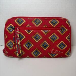 Vera Bradley Villa Red Diamond Print Zip Around Wristlet Wallet